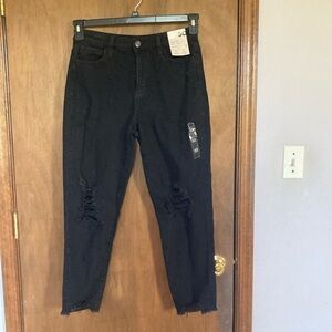 So distressed black mom jean raw hem with some stretch retro denim 9 / 29 W